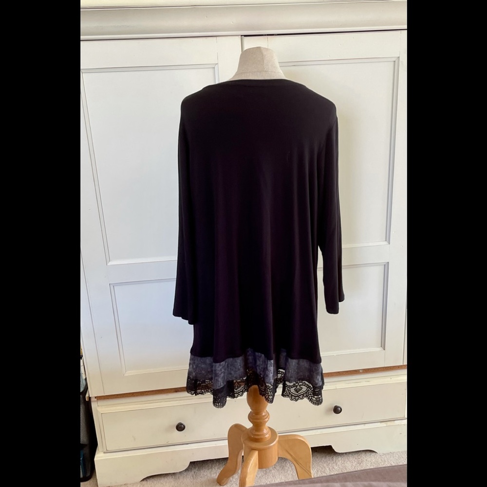 Logo Tunic - image 2